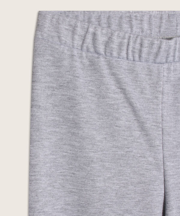 Conjunto de Sudadera con Chaleco