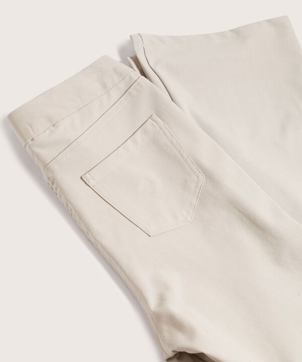Pantalon Flare Cinco Bolsillo