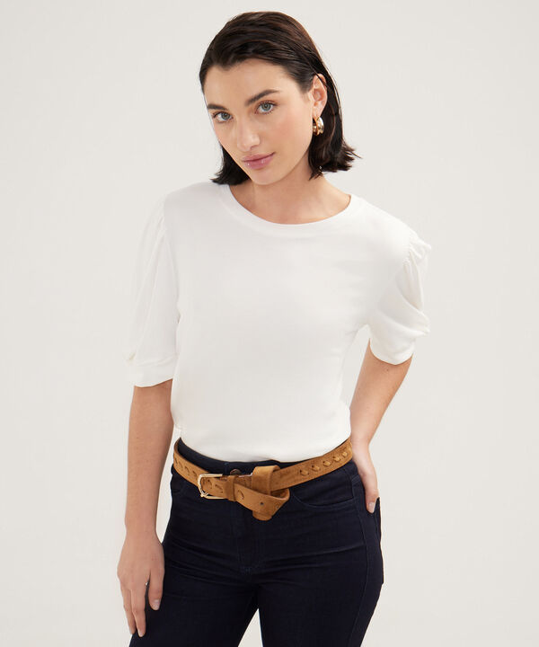 Camiseta Escote Redondo Con Detalle En Manga image number null