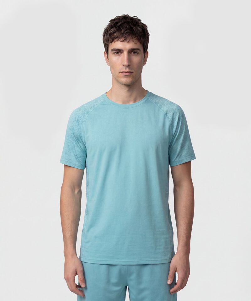 Camiseta Deportiva Con Detalle En Mangas 