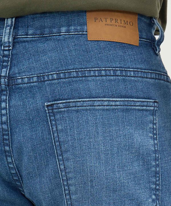 Jean Jean Regular Classic Tono Medio Oscuro