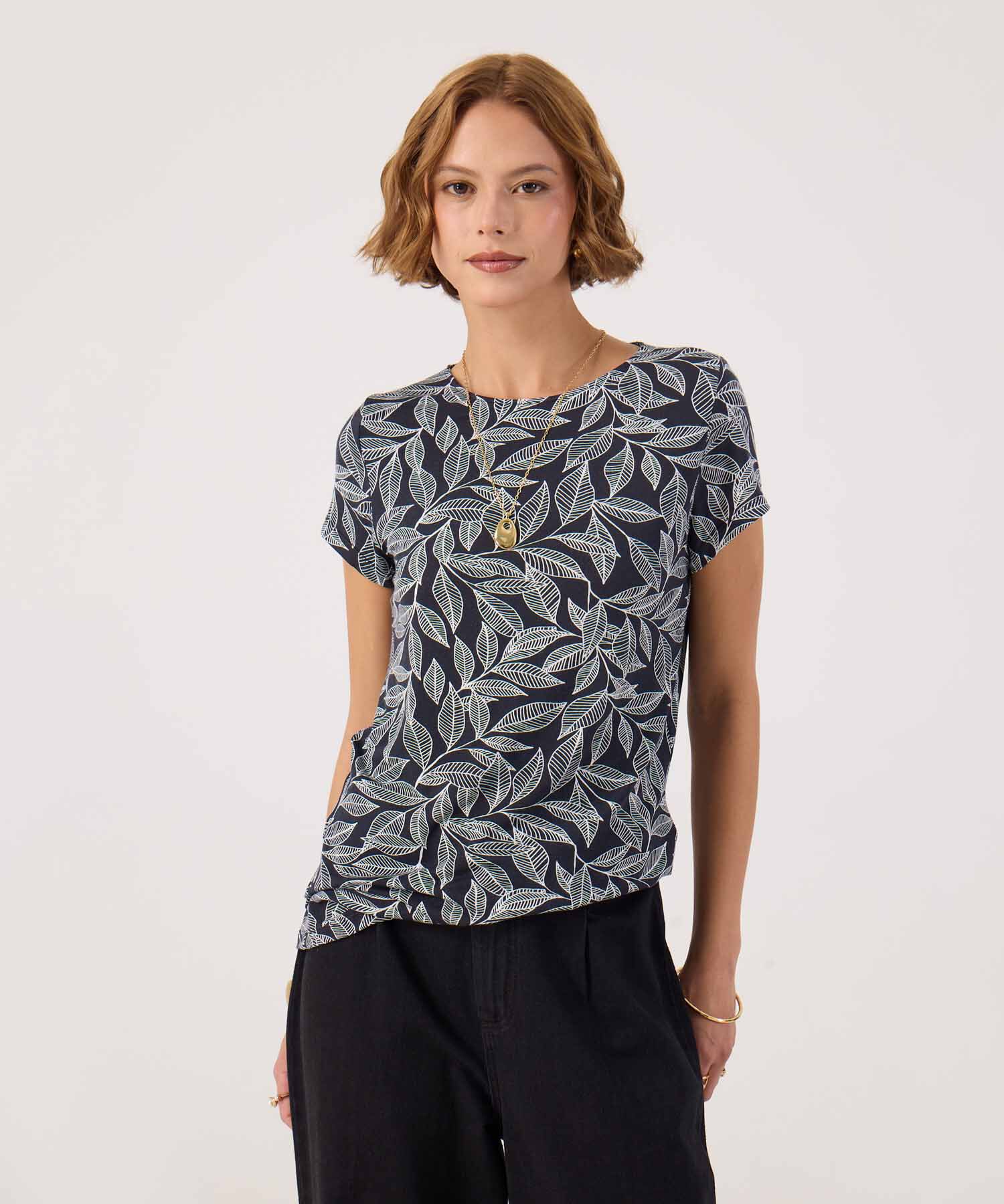 Camiseta Escote Redondo Negro