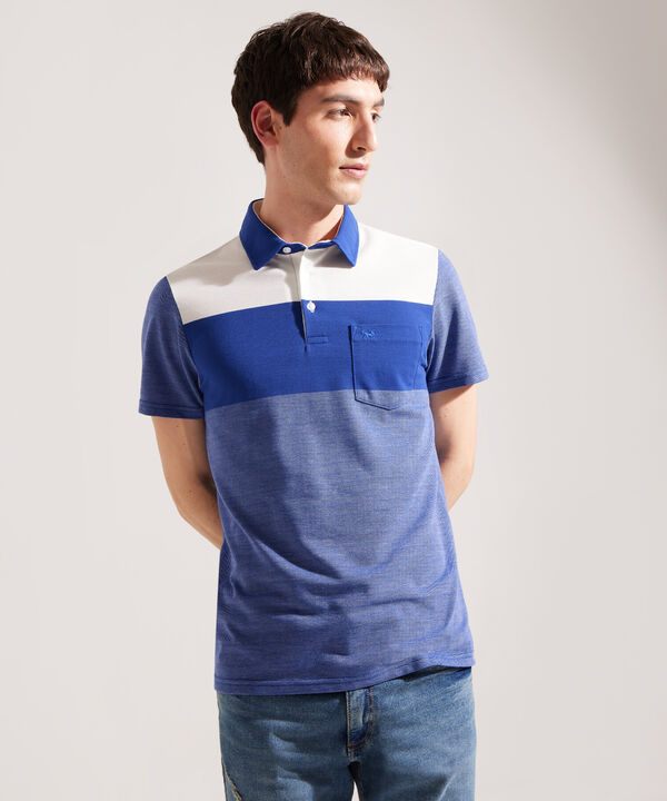 Polo Preteñida, Cuello Duro Unicolor Con Bolsillo Y Silueta Slim Fit image number null
