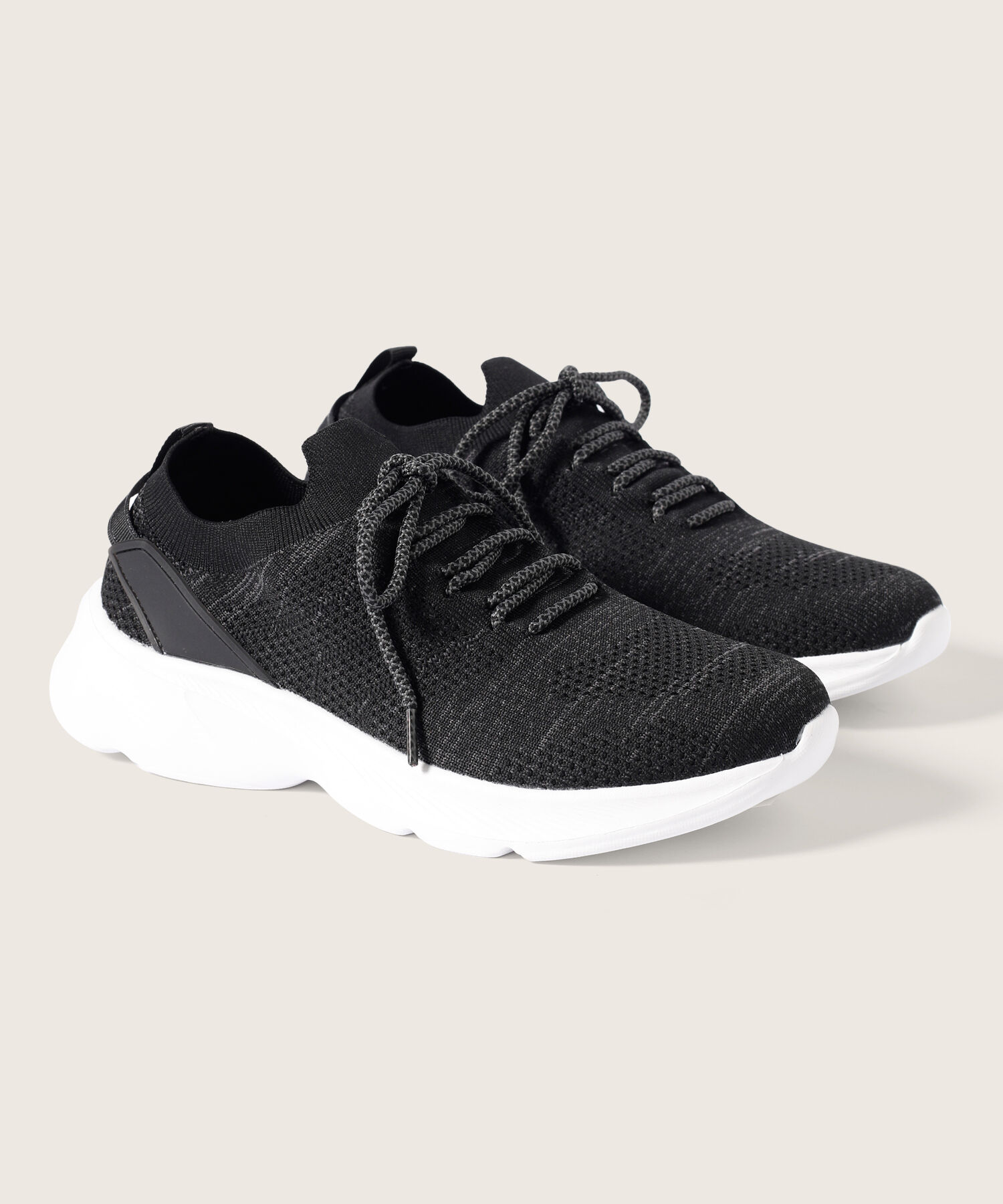 Tenis