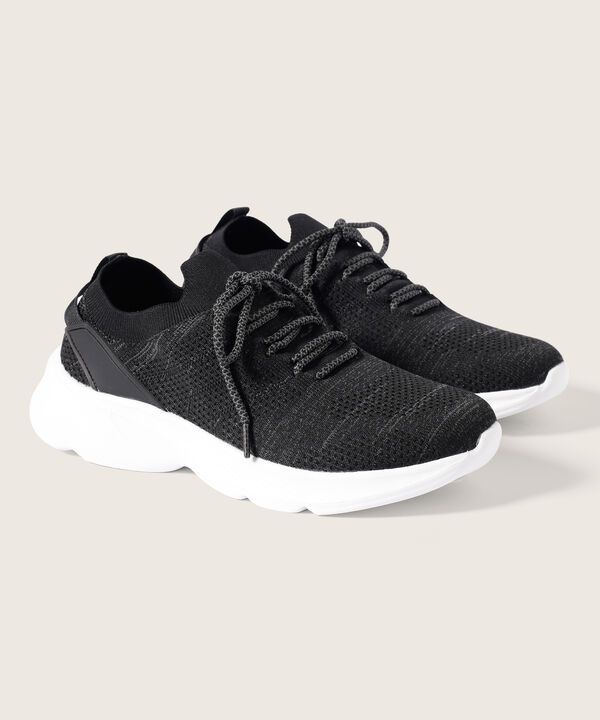 Tenis