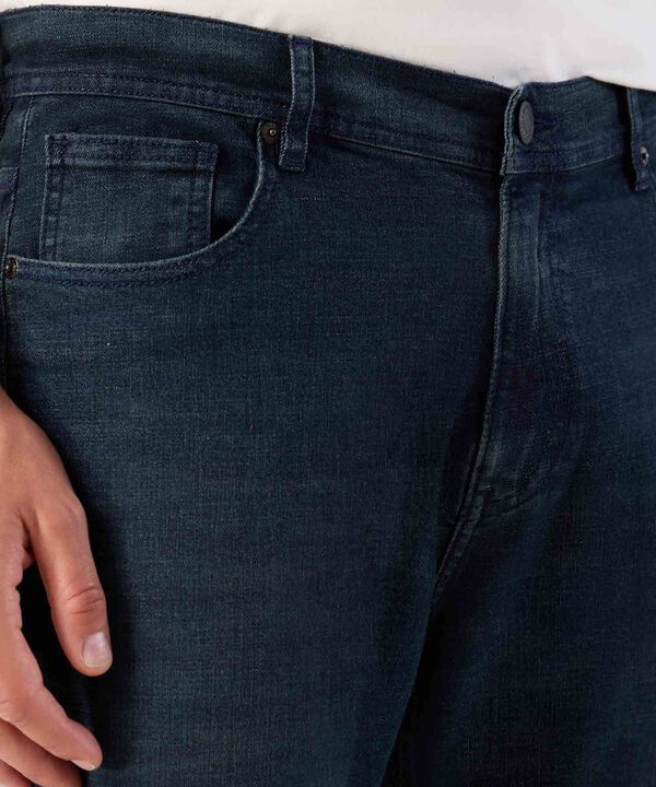 Jeans De Corte Recto Tradicional Para Hombre image number null