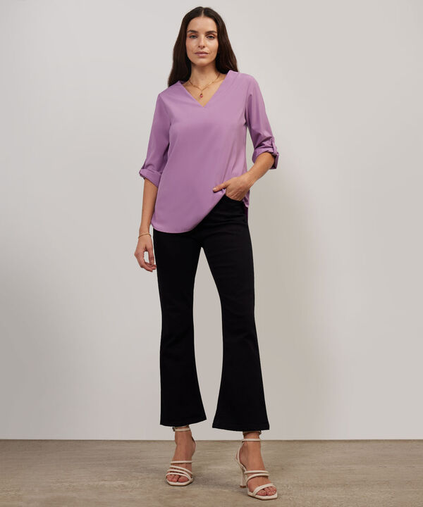 Blusa Manga 3/4 Unicolor Escote En V image number null