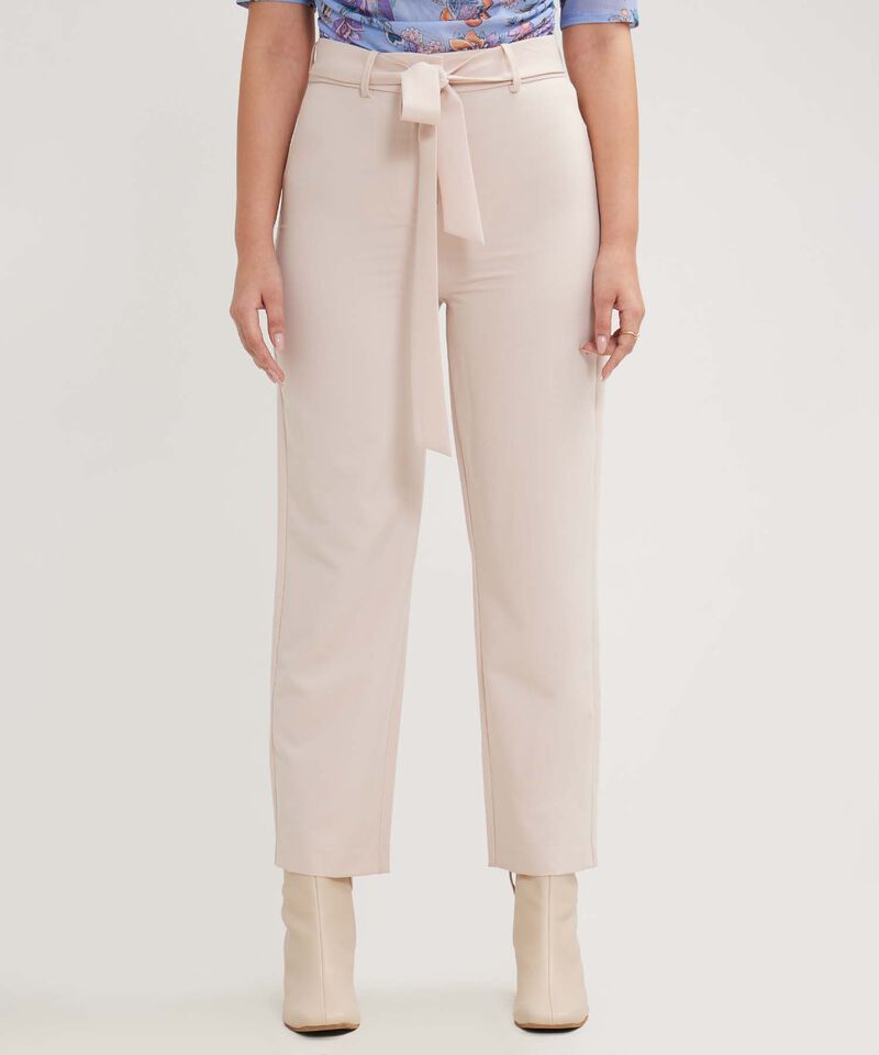 Pantalón Unicolor Con Cinturón