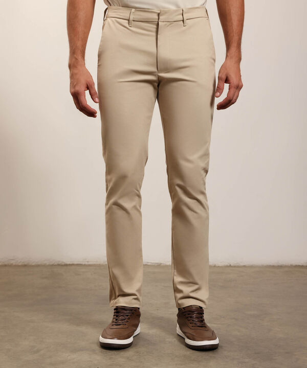 Pantalon Tipo Chino Unicolor  image number null
