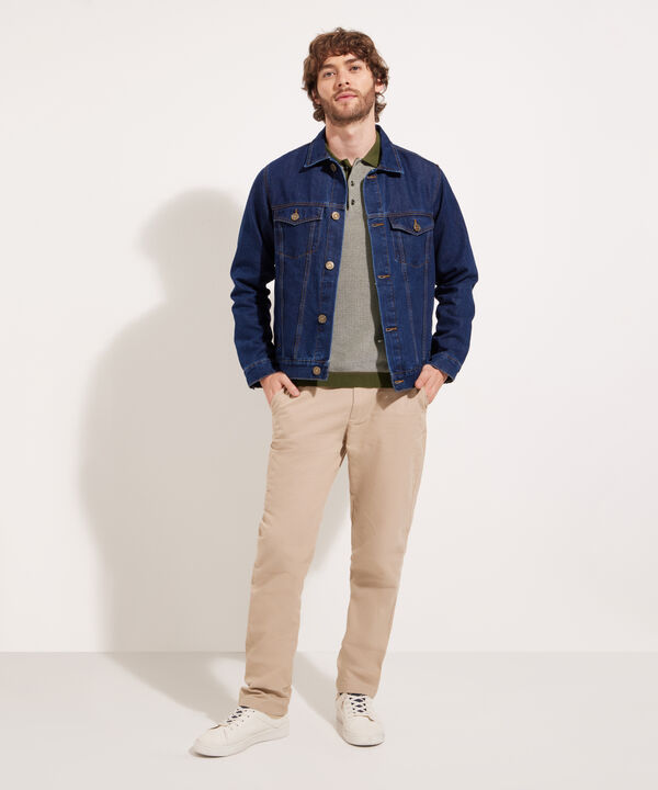 Chaqueta Trucker En Denim Tono  Azul Oscuro