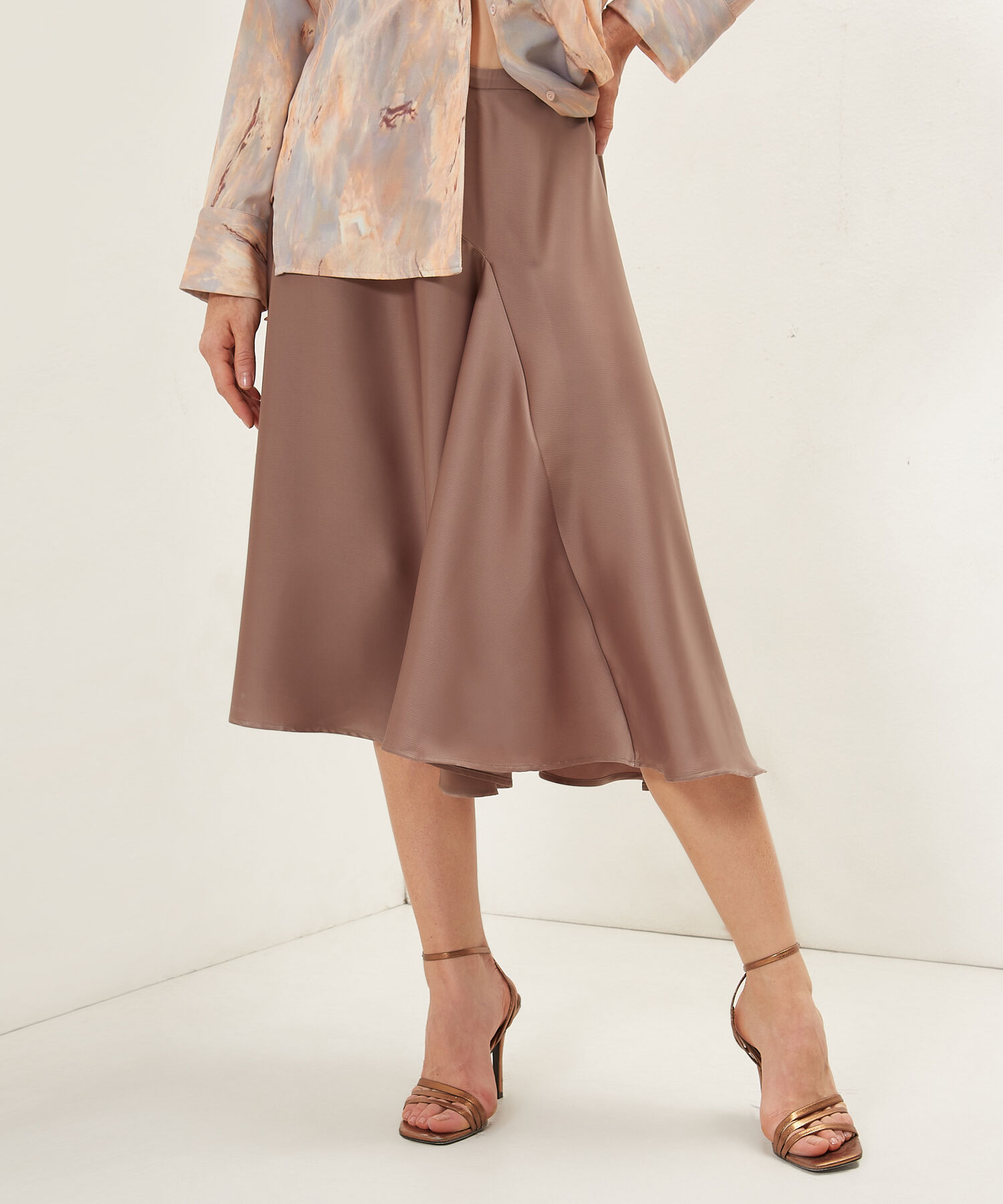 Falda Unicolor Midi
