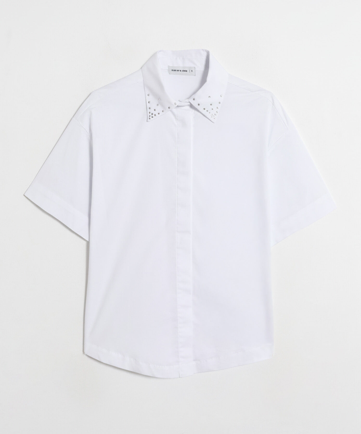 Camisa Mujer Manga Corta Cuello Con Pedrería