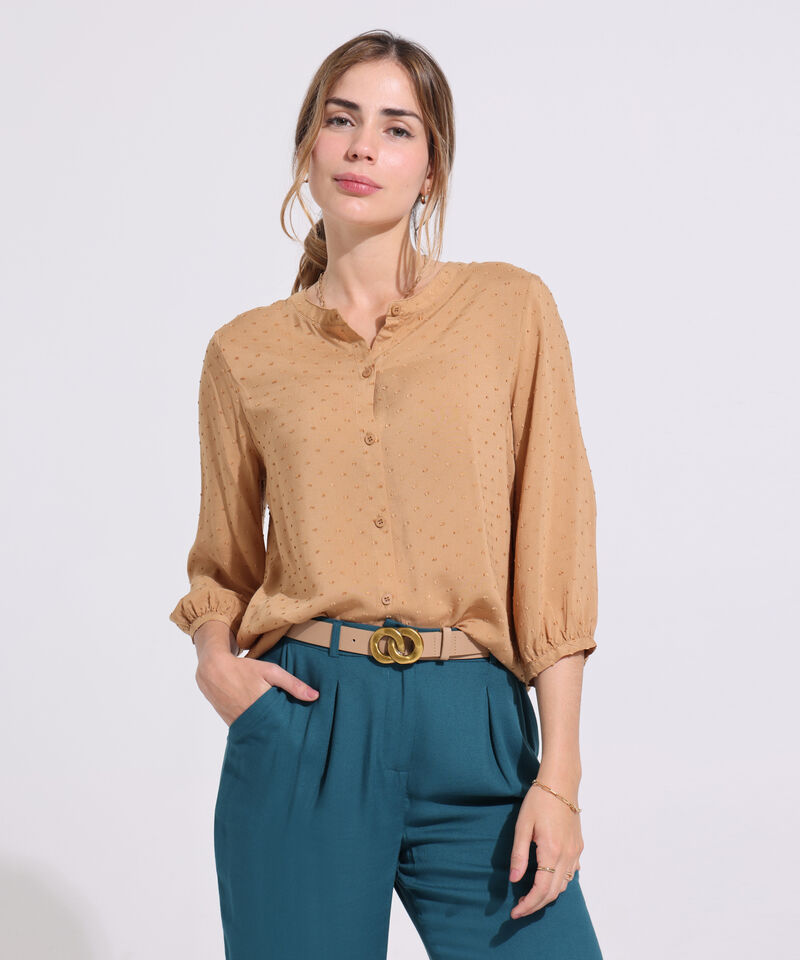 Blusa Unicolor Textura Manga 3/4, Cuello Nerú Con Botonadura Y Silueta Fluida