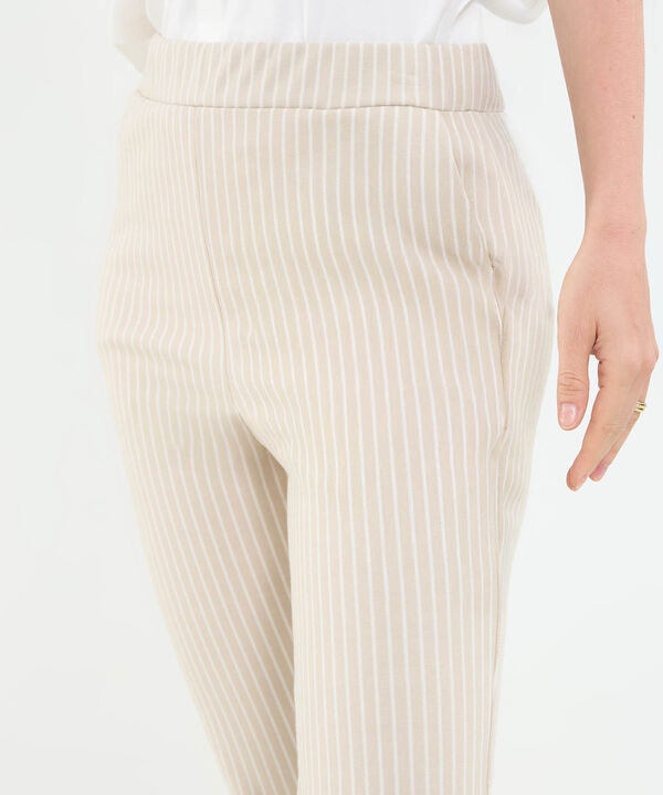 Leggins preteñido con bolsillos para mujer image number null