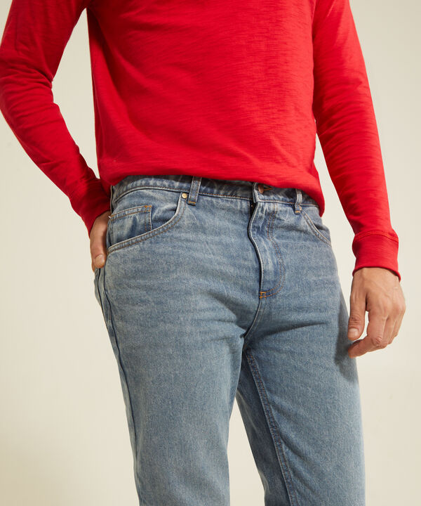 Jean Regular Tono Azul Medio image number null