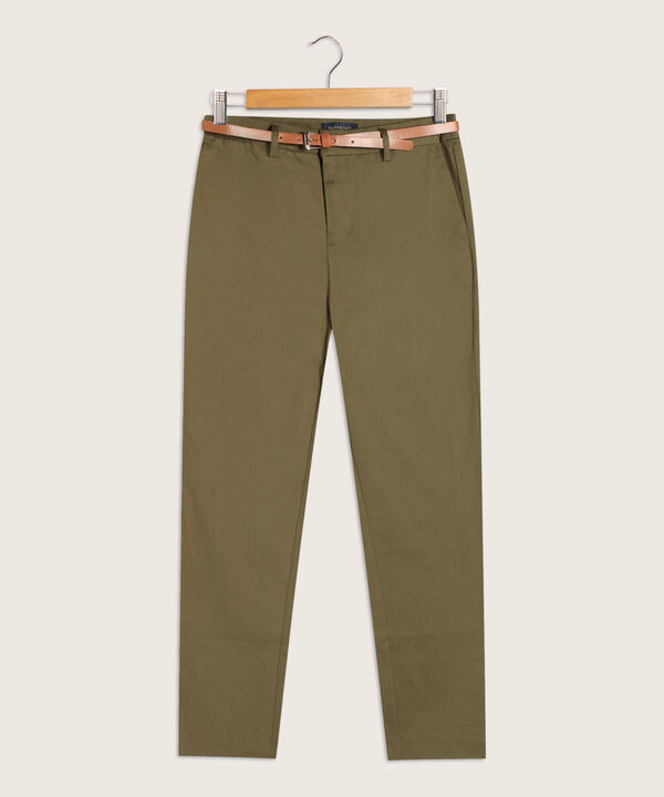 Pantalon Chino Unicolor Con Cinturon
