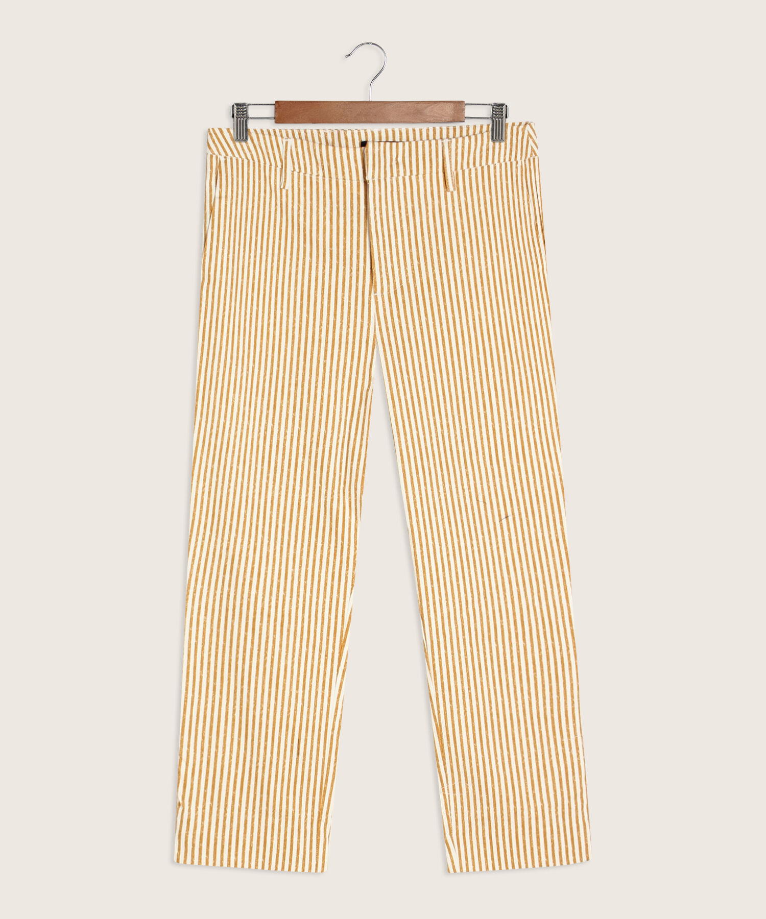 Pantalón Capri Con Bolsillos Laterales