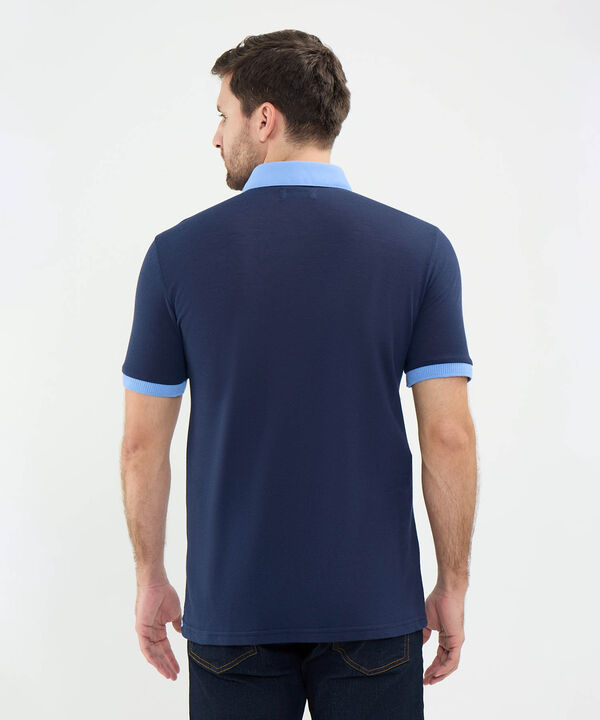 Polo Cuello Duro en Bloques