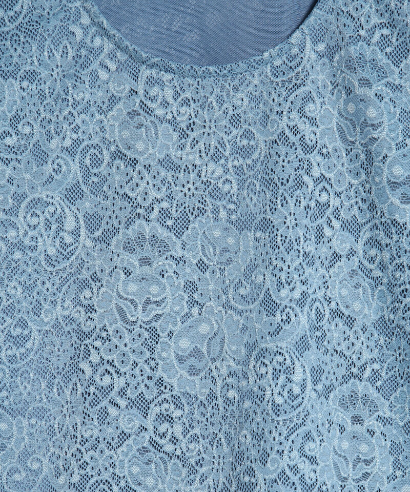 Camiseta en Encaje