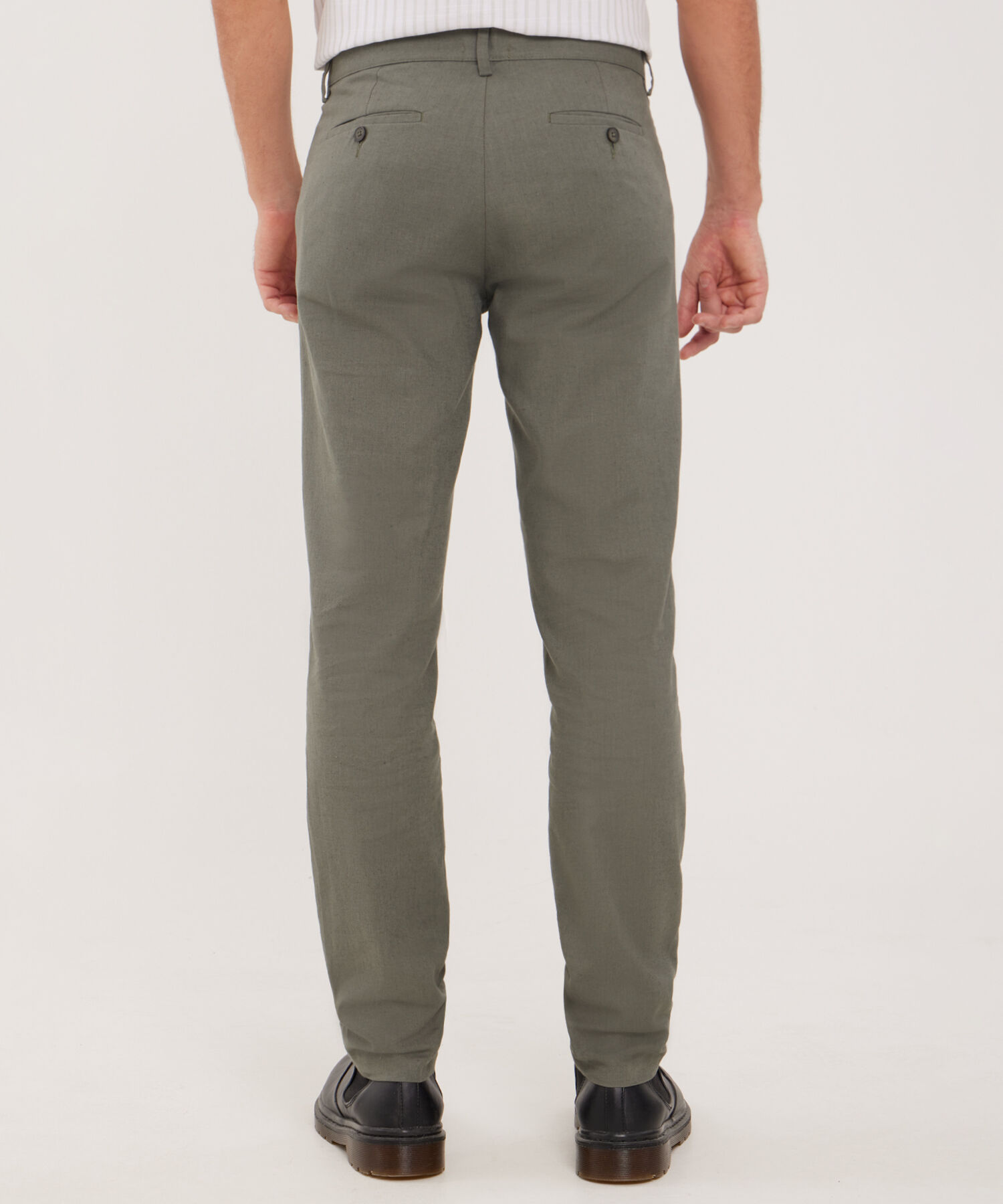 Pantalón Chino Con  Lino
