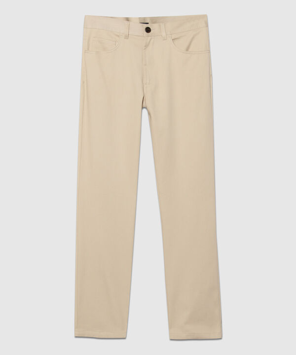 Pantalón Unicolor 5 Bolsillos Silueta Regular Fi­T. Magia En El Caribe
