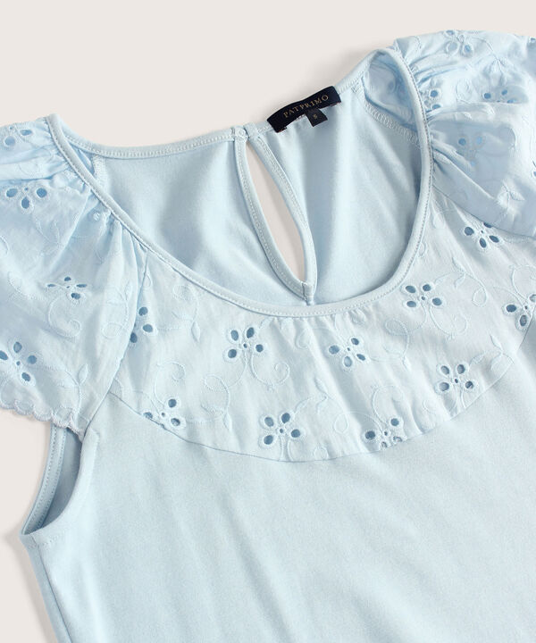 Camiseta Manga Raglan Con Detalle