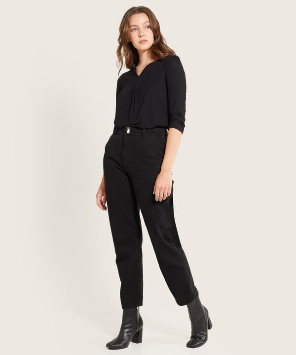 Jean Tipo Straight R&iacute;gido image number null