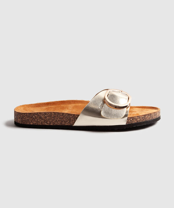 Sandalias image number null