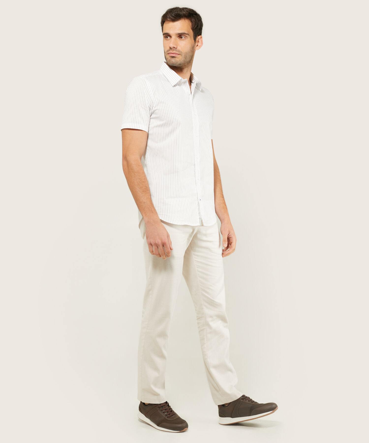 Camisa Manga Corta Prete&ntilde;ida, Cuello Formal