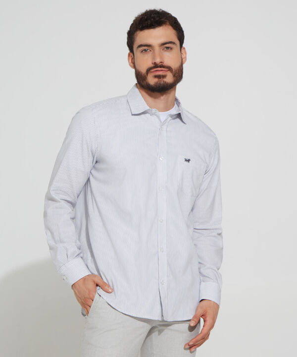 Camisa Preteñida, Manga Larga Con Bolsillo Y Silueta Regular Fit image number null