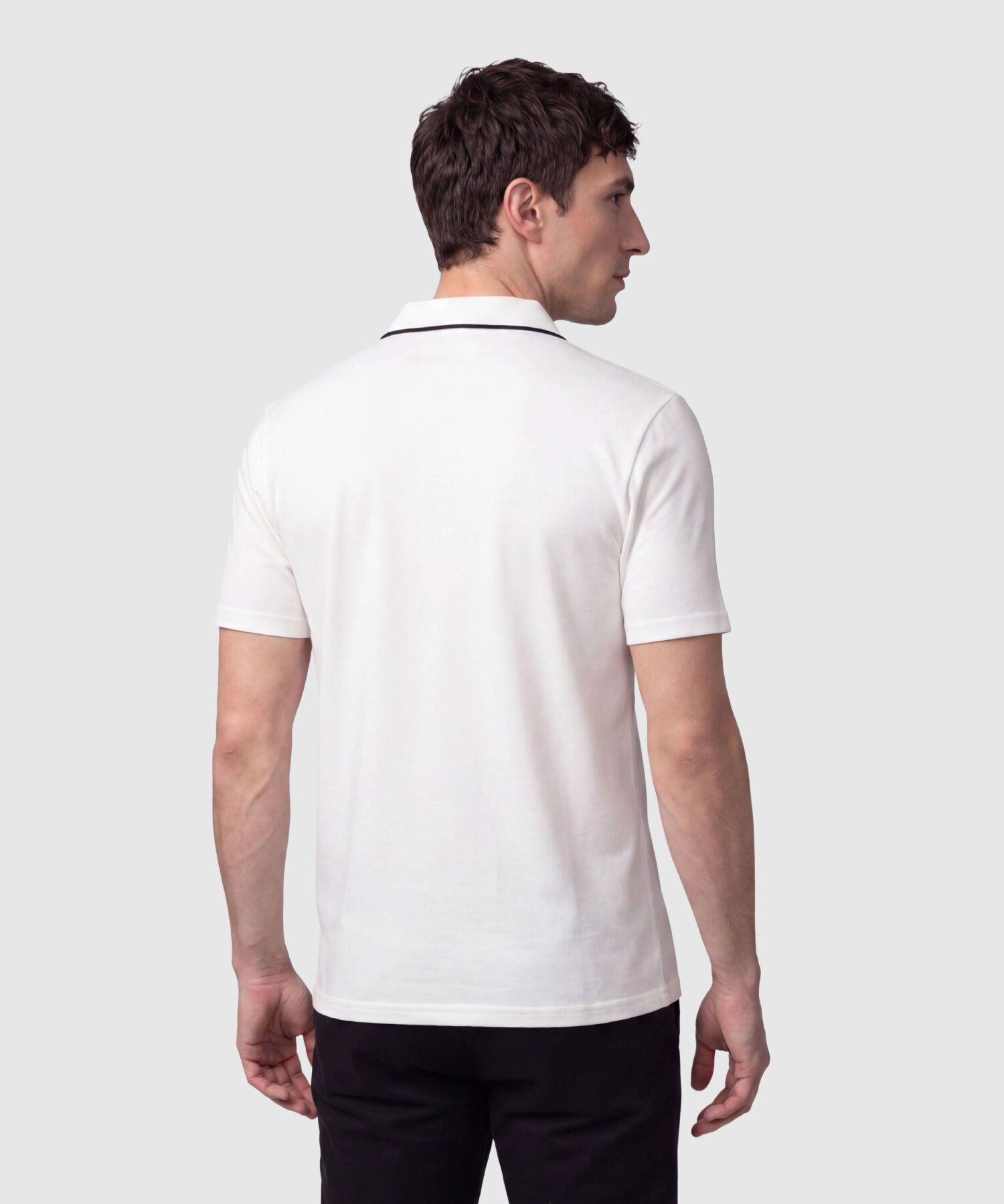 Polo Manga Corta Con Detalles En Contrastes Hombre
