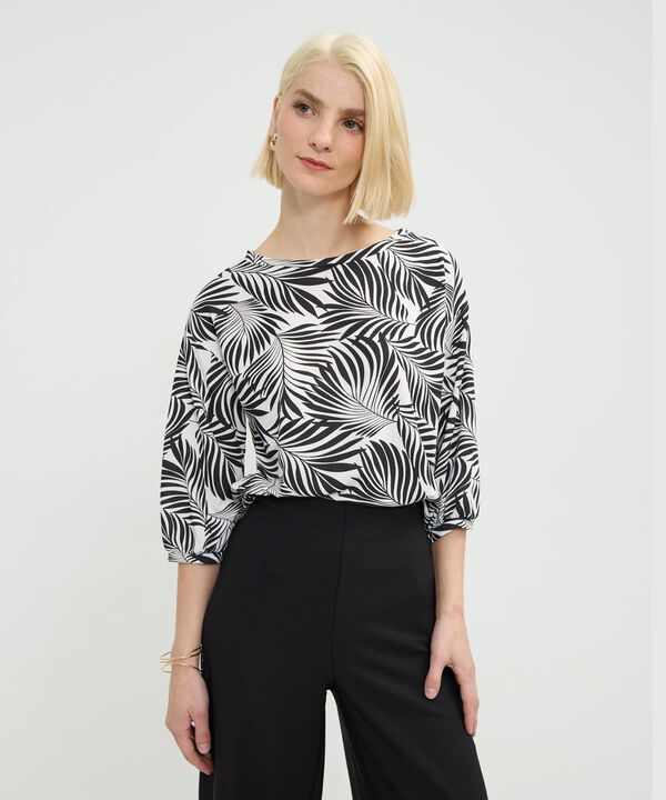Camiseta Estampado Floral image number null
