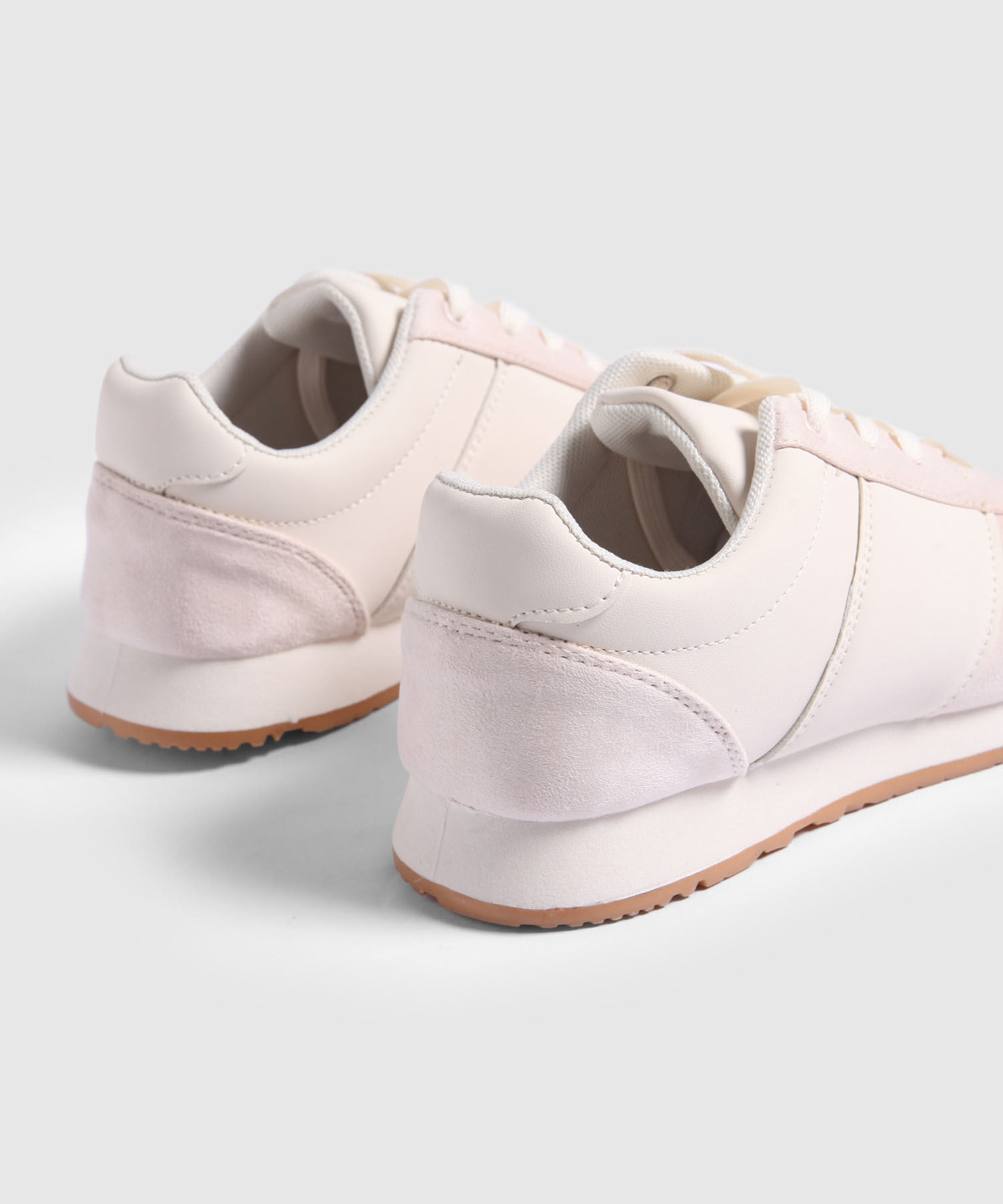 Tenis