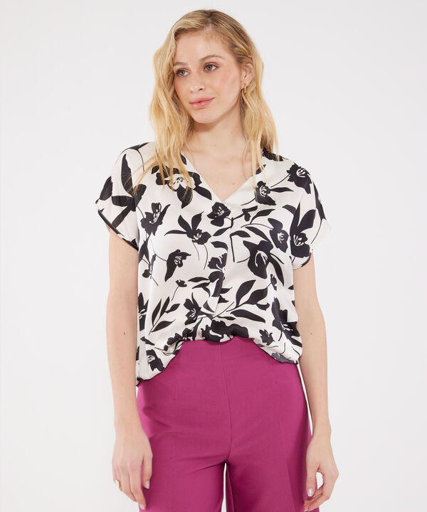 Blusa Manga Corta Rodada Con Escote En V Estampada