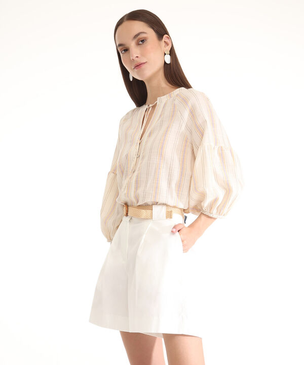 Bermuda Corta Unicolor image number null