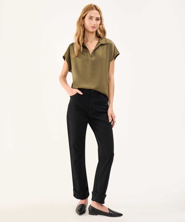 Blusa Satinada Escote en V