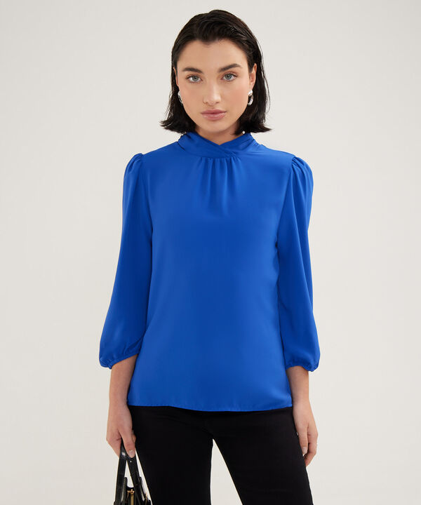Blusa Cuello Alto Unicolor