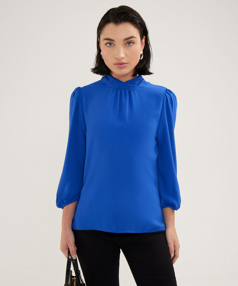 Blusa Cuello Alto Unicolor