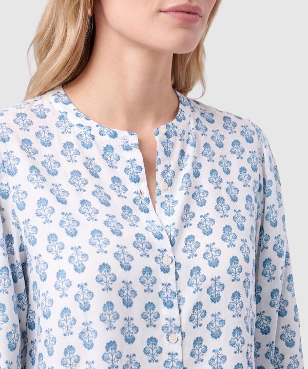 Blusa De Cuello Ner&uacute; Con Botones Mujer