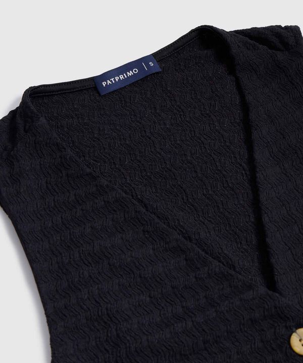 Chaleco Texturizado con Botones de Contraste para Mujer image number null