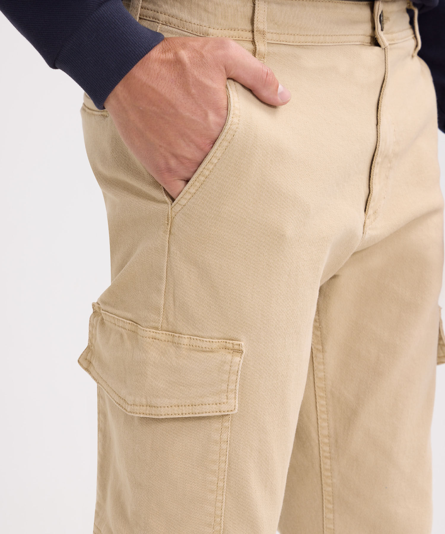 Jean Regular Taper Cargo Tono Arena