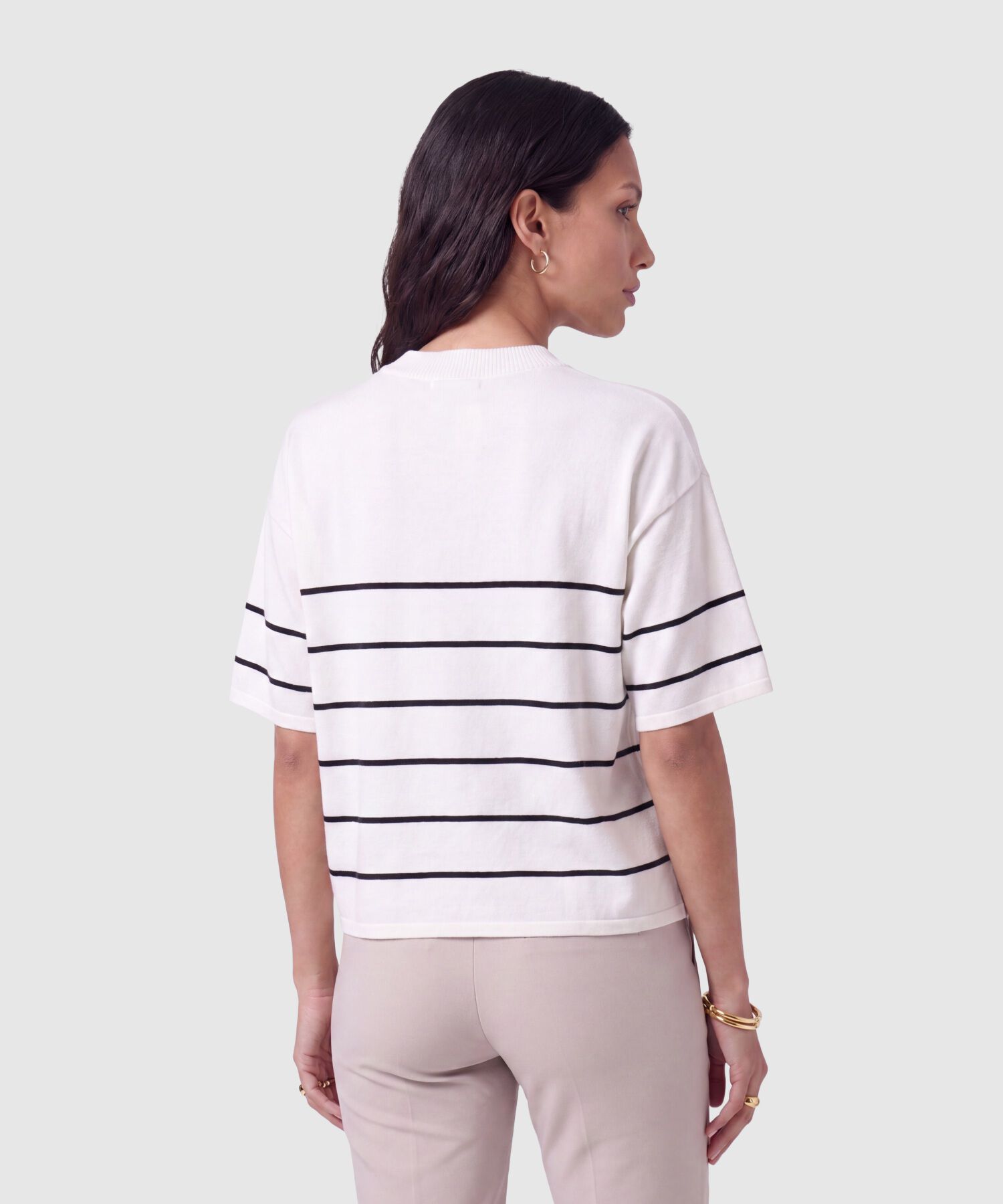 Camiseta Manga Corta Con Rayas En Contraste