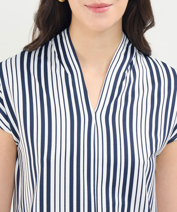 Camiseta a Rayas Escote en V image number null