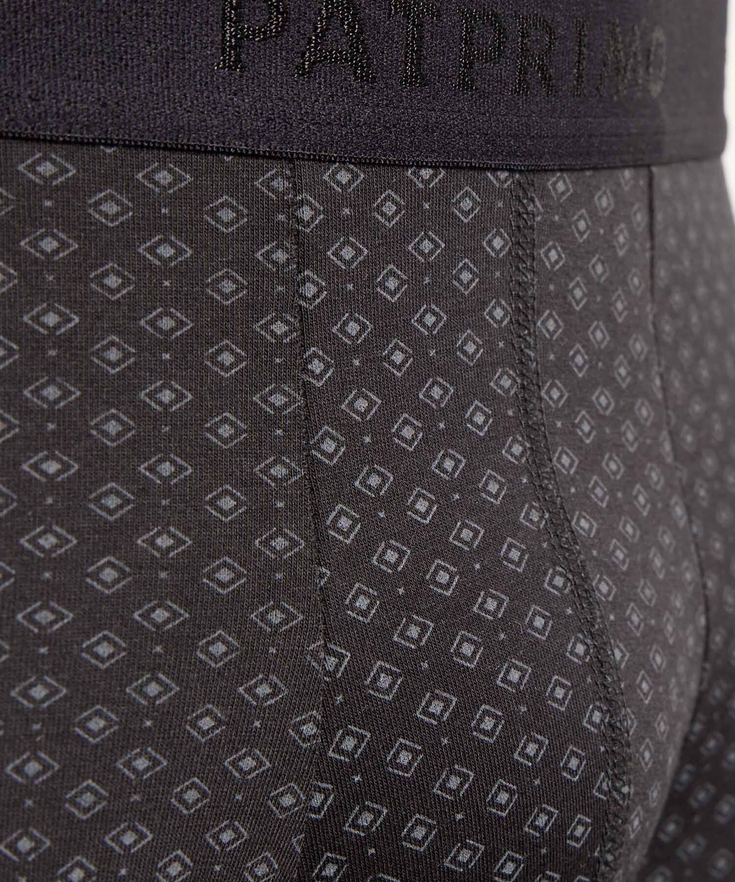 B&oacute;xer Largo Ergon&oacute;mico con Microdise&ntilde;o Geom&eacute;trico para Hombre