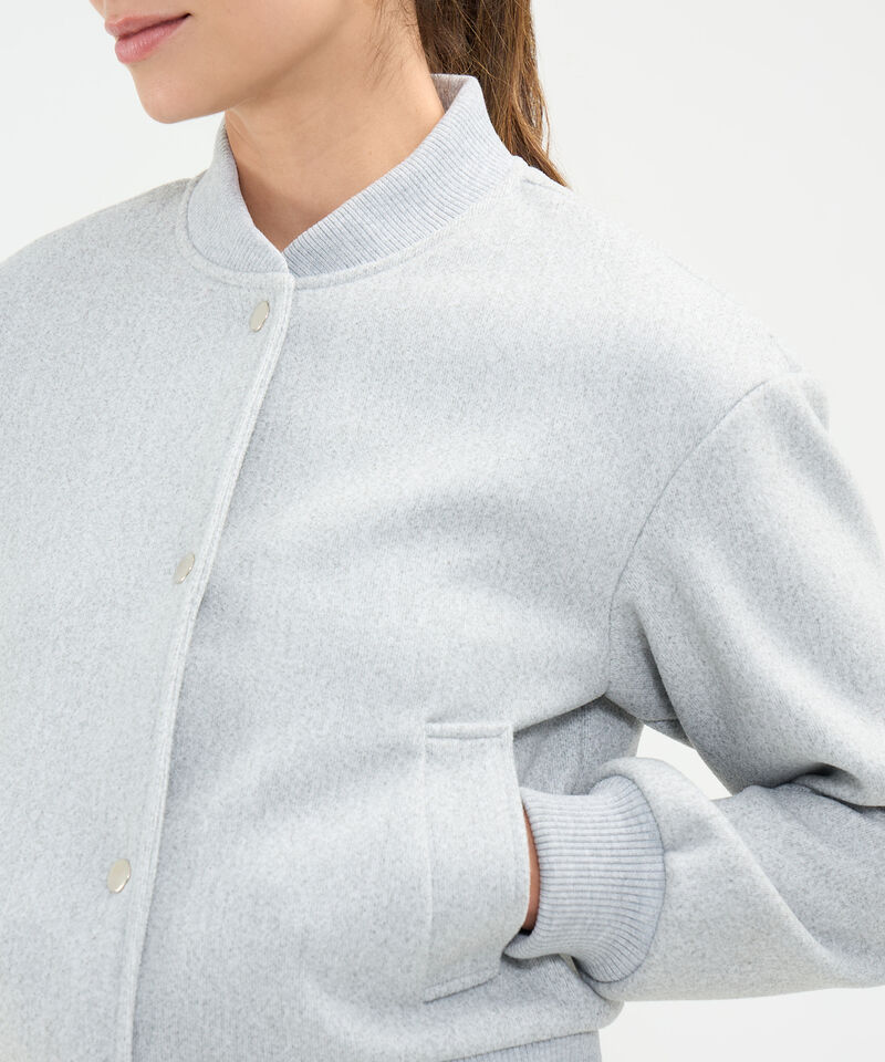 Chaqueta Manga Larga Básica Unicolor