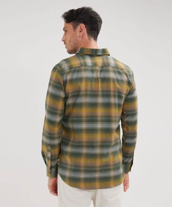 Camisa Silueta Regular Fit