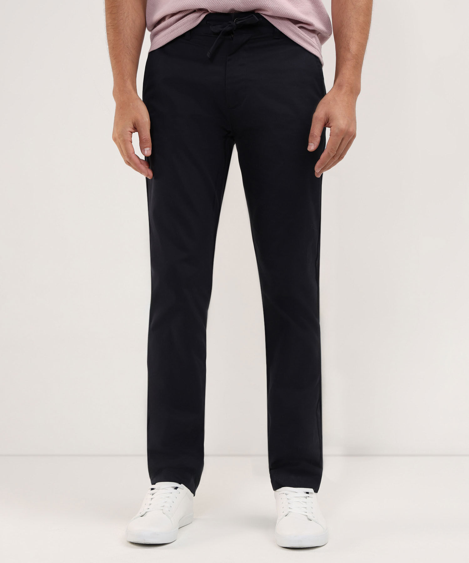 Pantalon Chino Unicolor Con Cordón