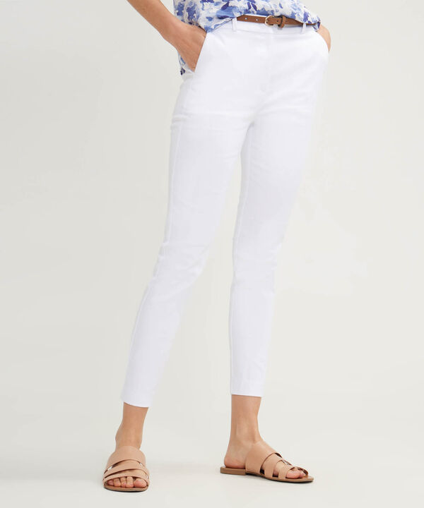 Pantalon Chino Unicolor  Con Cinturon image number null