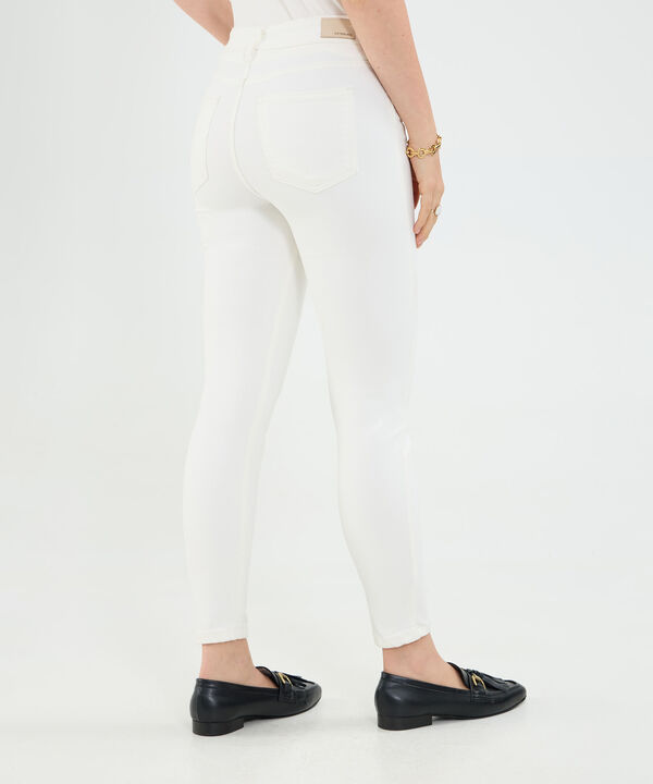 Jean skinny off white para mujer