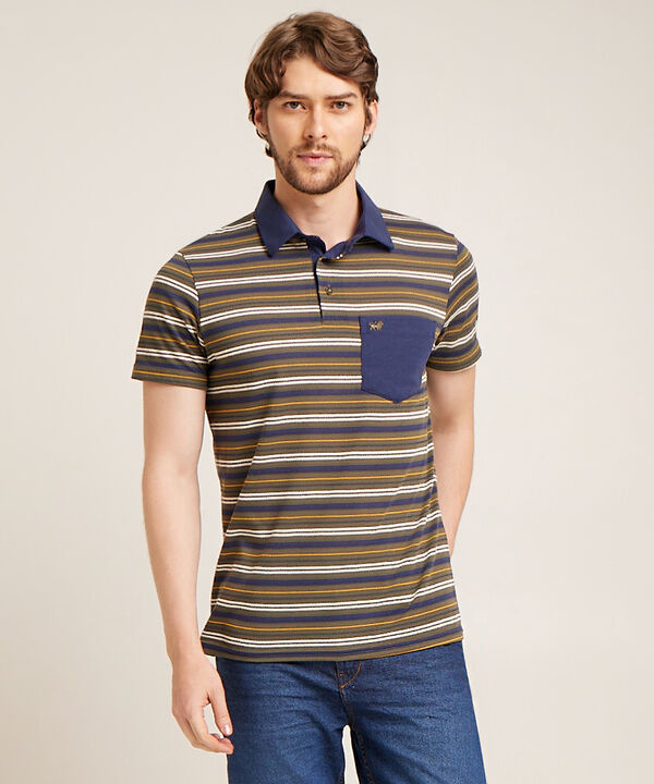 Polo Preteñida, Cuello Duro Con Bolsillo Y Pechera Unicolor, Silueta Regular Fit, Sunset Dust Línea Moda
